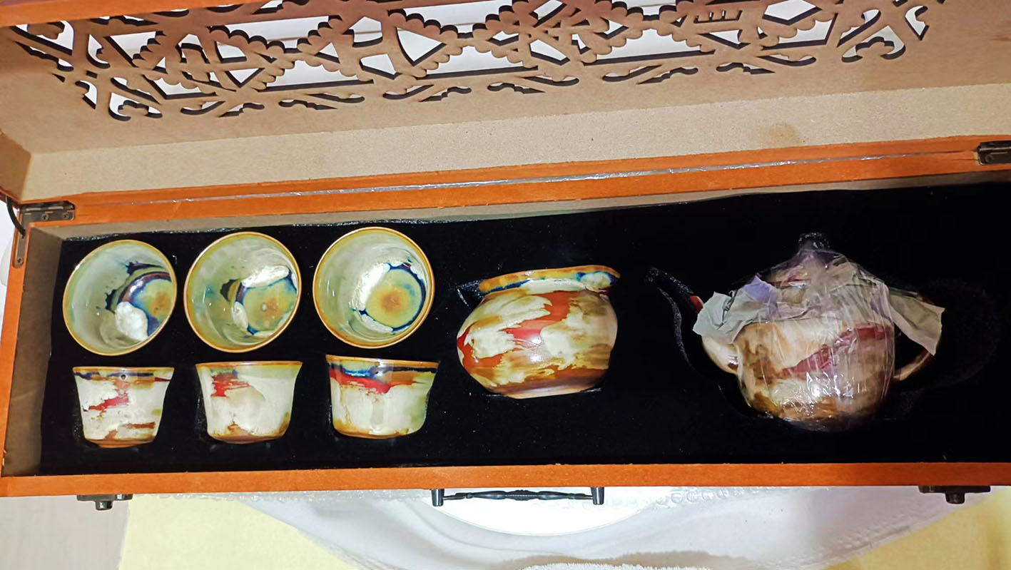 AAA高温陶瓷，釉下五彩，纯天然矿物质，各种柴烧套装茶具，价格，980元一套.jpg