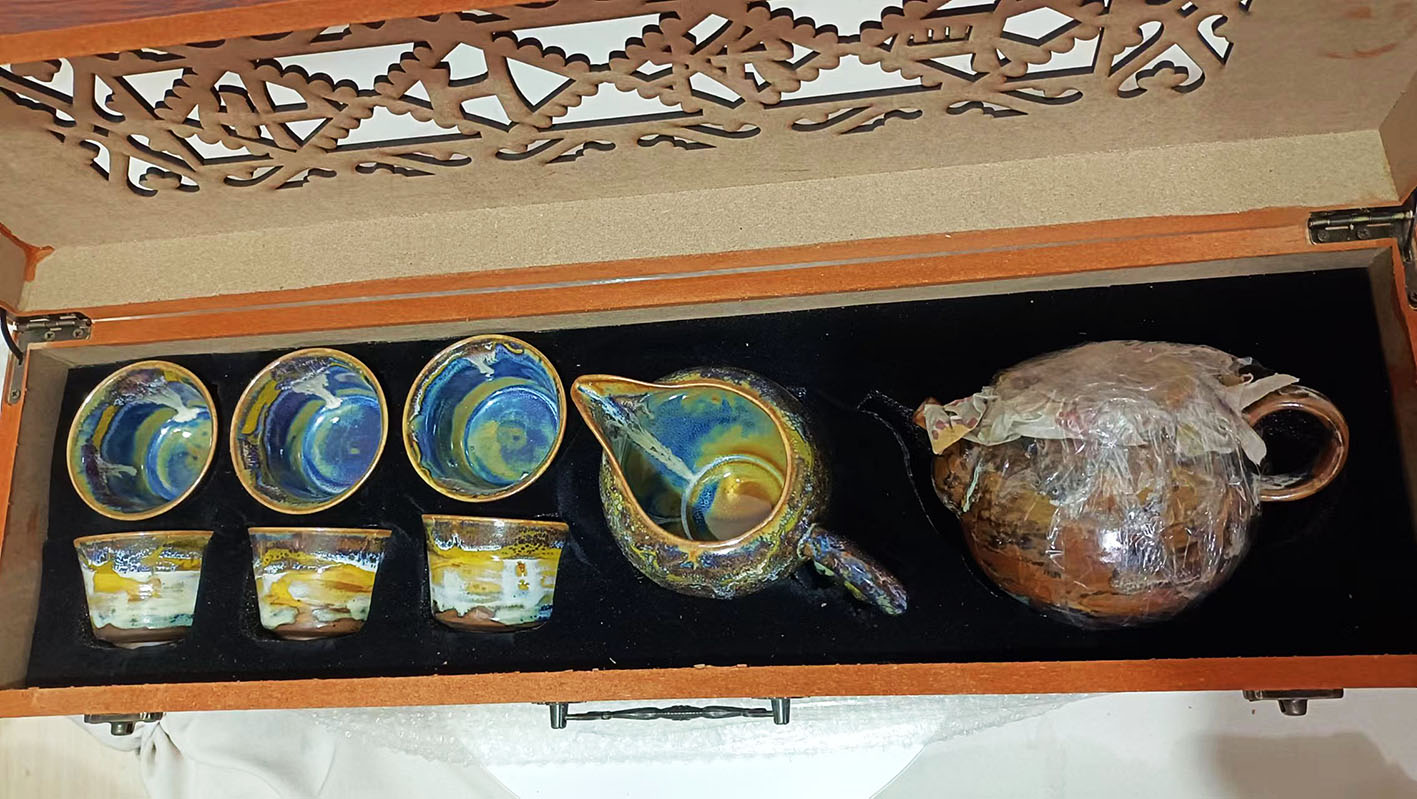 BBB 高温陶瓷，釉下五彩，纯天然矿物质，各种柴烧套装茶具，价格，980元一套.jpg