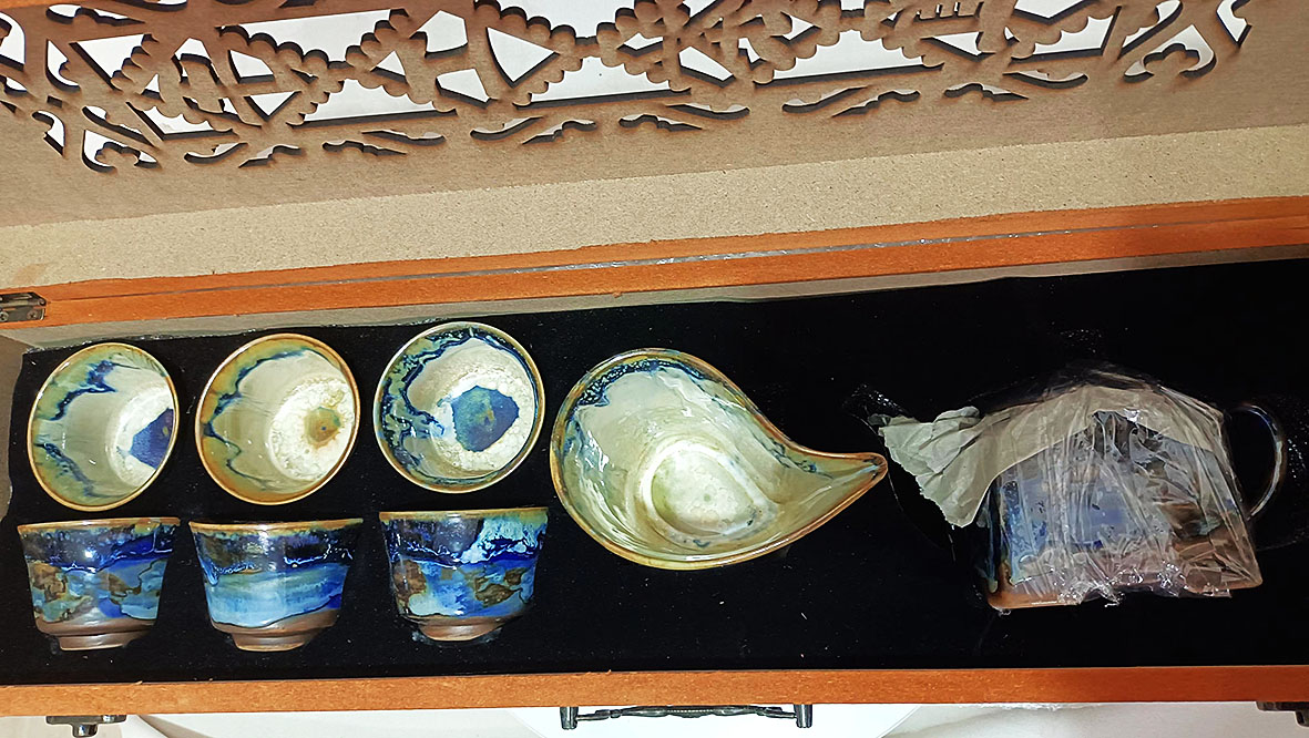 CCC 高温陶瓷，釉下五彩，纯天然矿物质，各种柴烧套装茶具，价格，980元一套.jpg